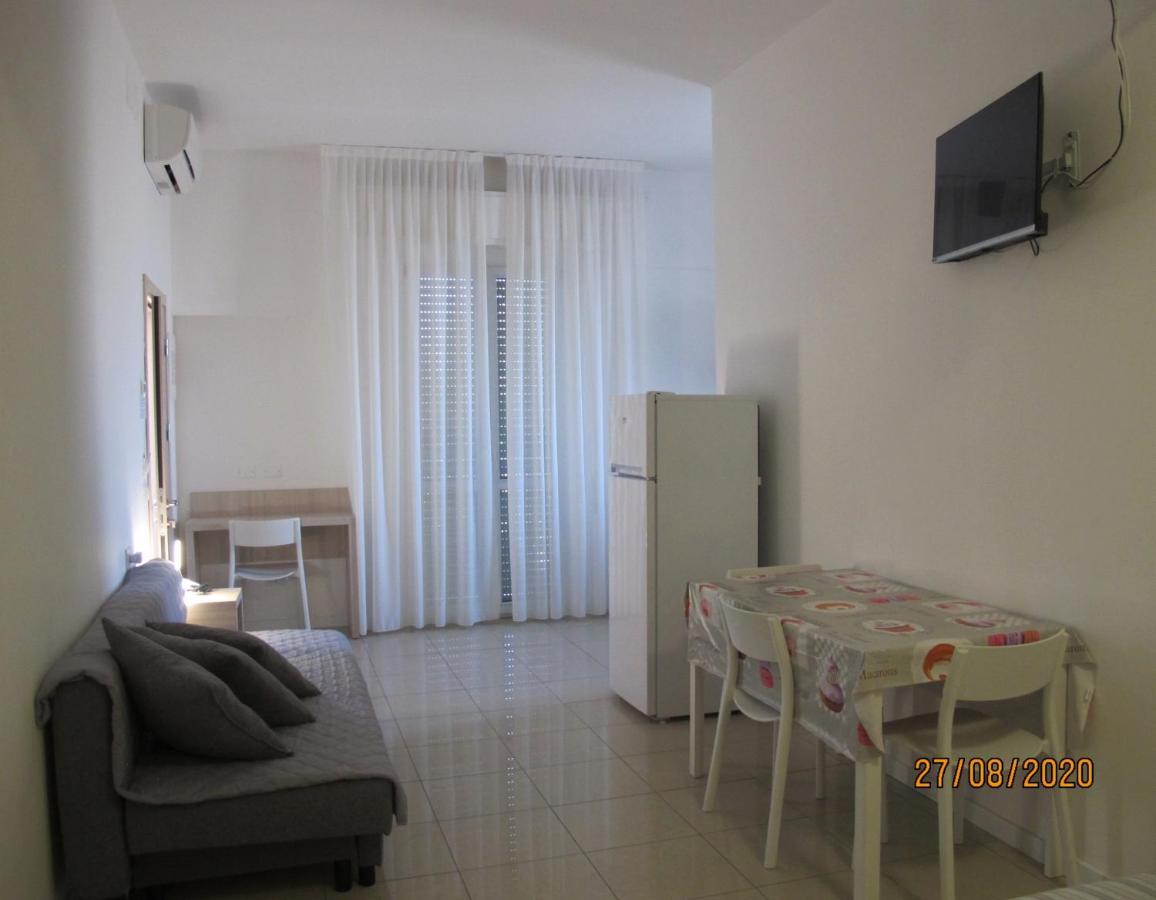 Santa Barbara Hotel & Apartments Bellaria – Igea Marina Kültér fotó
