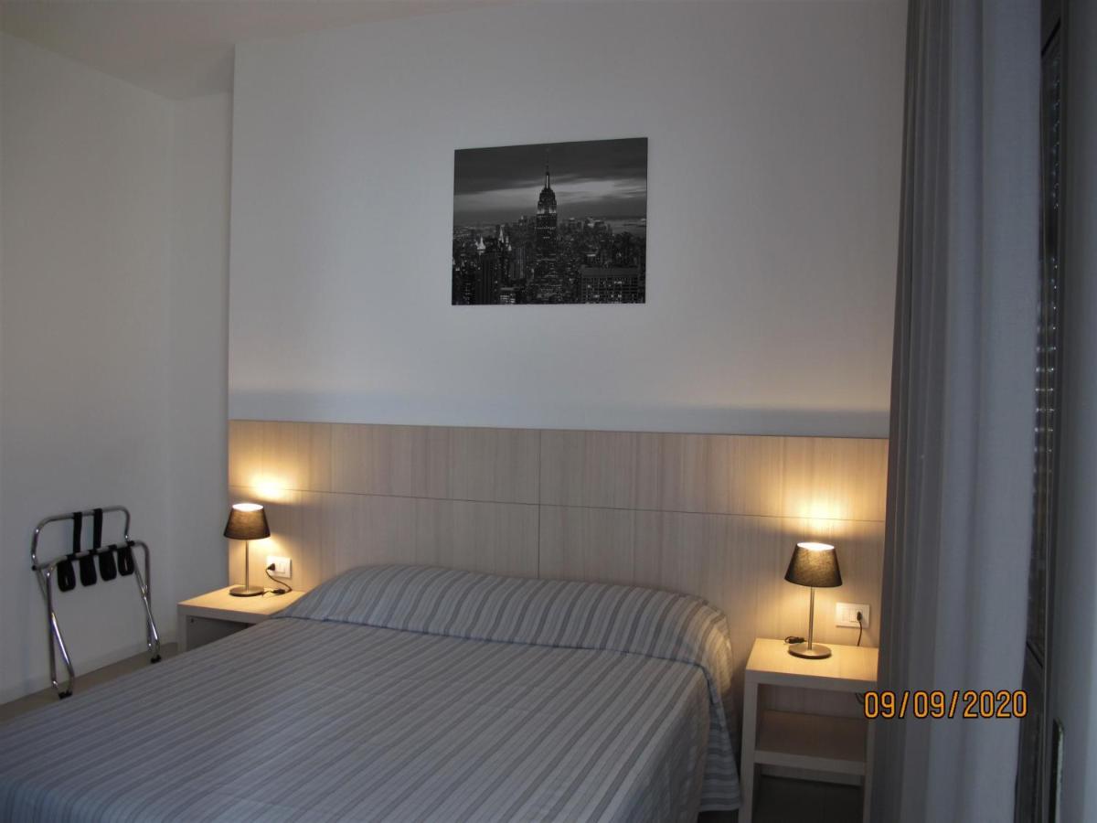 Santa Barbara Hotel & Apartments Bellaria – Igea Marina Kültér fotó