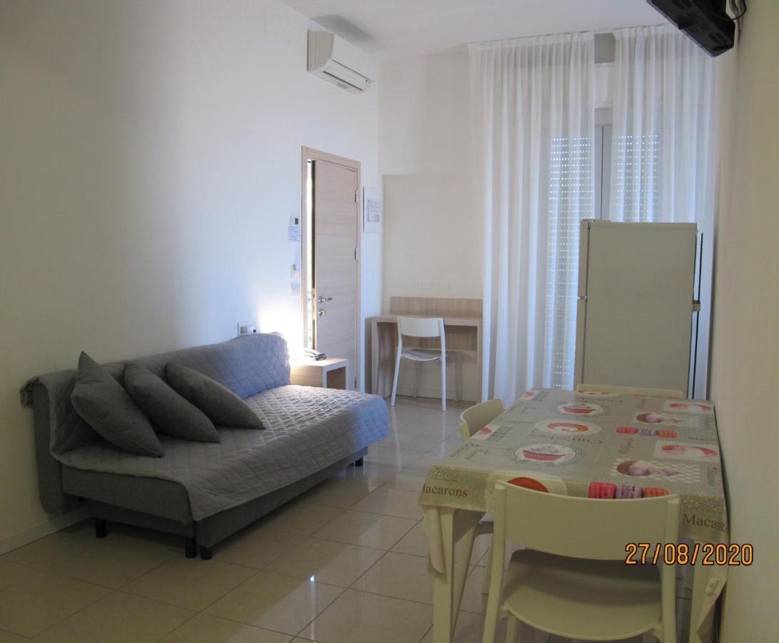 Santa Barbara Hotel & Apartments Bellaria – Igea Marina Kültér fotó