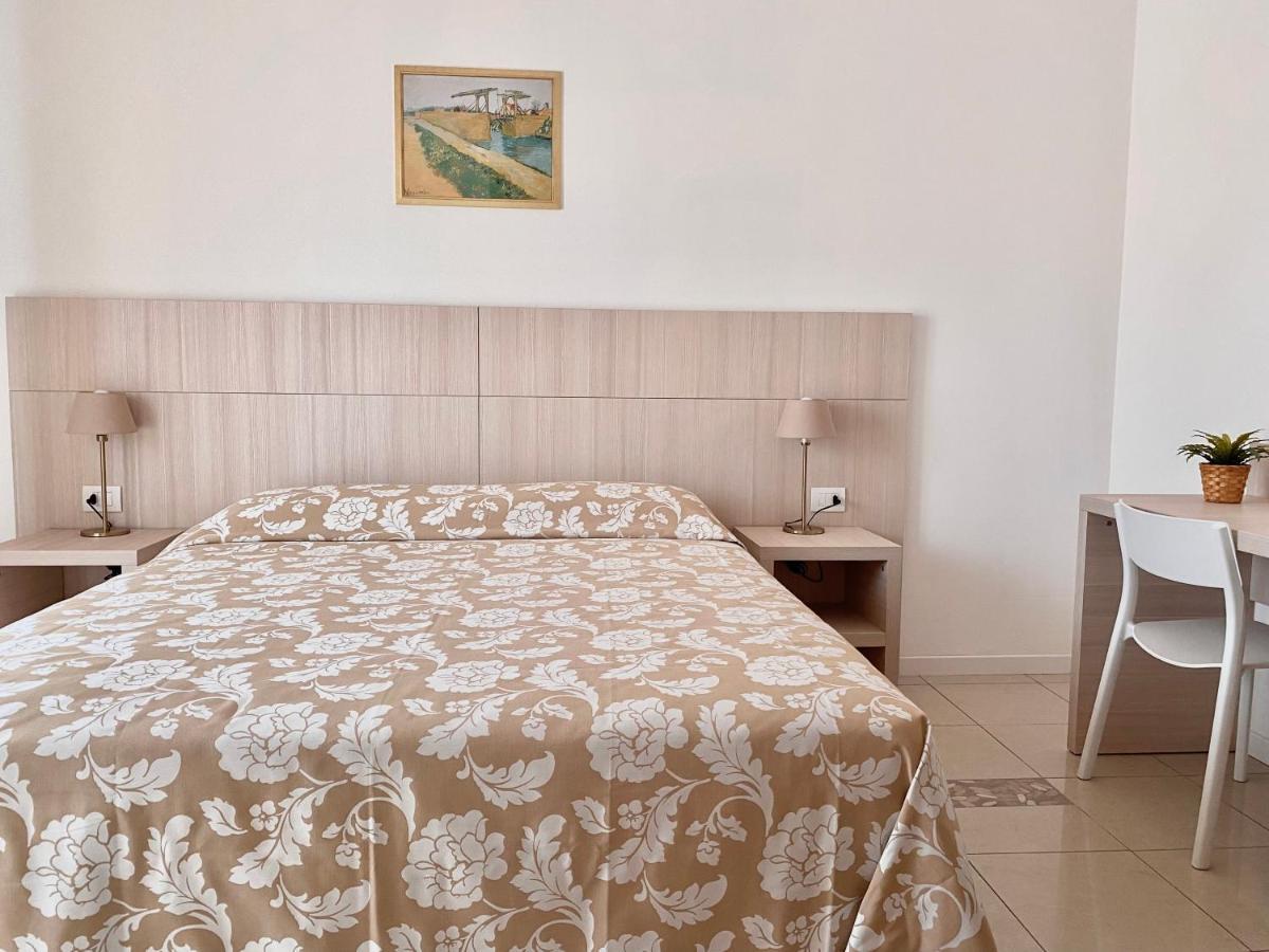 Santa Barbara Hotel & Apartments Bellaria – Igea Marina Kültér fotó