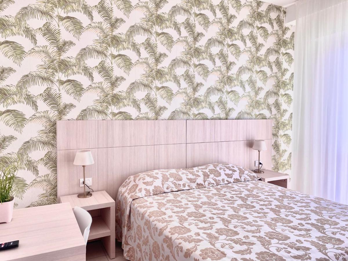 Santa Barbara Hotel & Apartments Bellaria – Igea Marina Kültér fotó