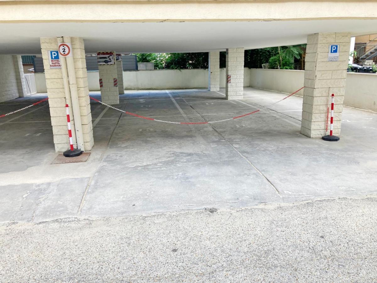 Santa Barbara Hotel & Apartments Bellaria – Igea Marina Kültér fotó
