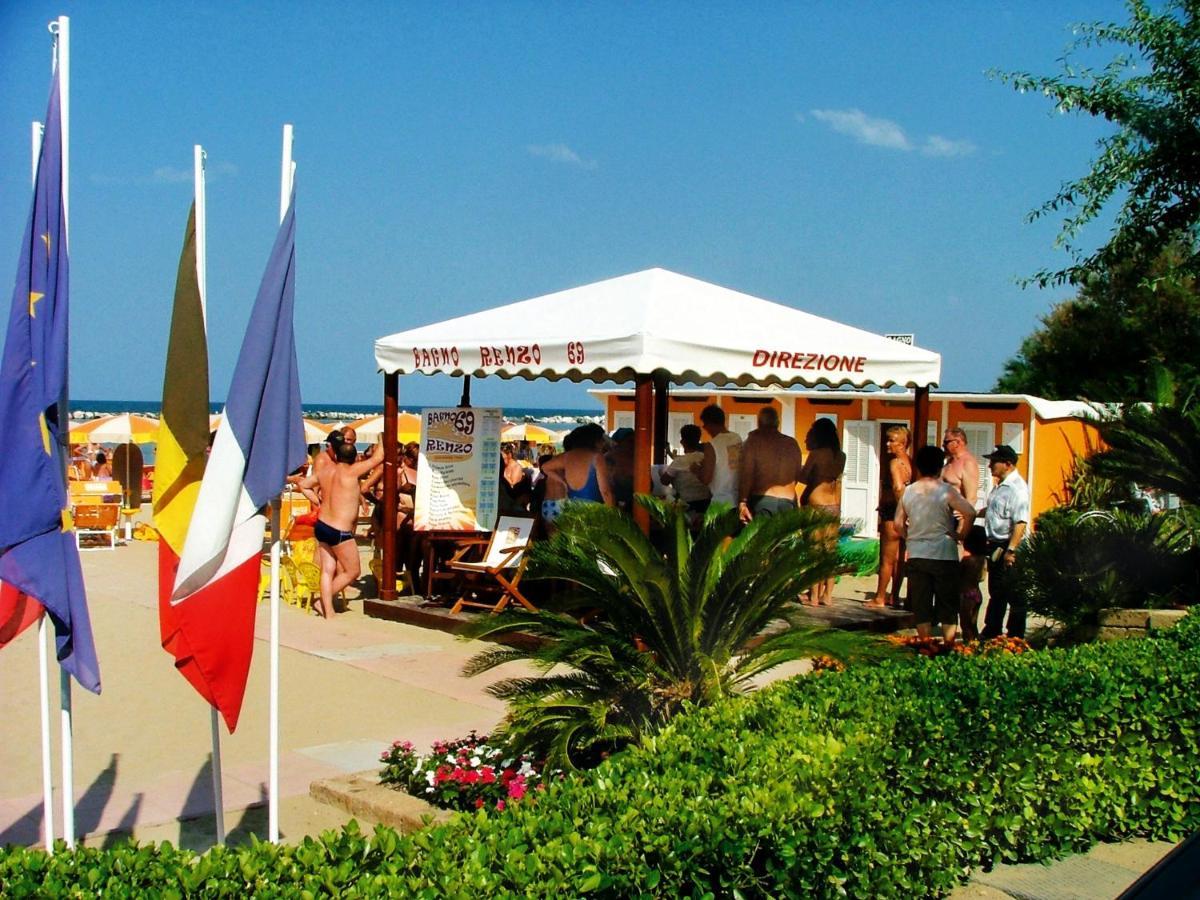 Santa Barbara Hotel & Apartments Bellaria – Igea Marina Kültér fotó