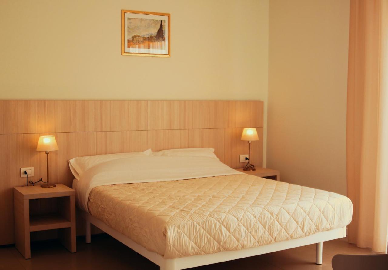 Santa Barbara Hotel & Apartments Bellaria – Igea Marina Kültér fotó