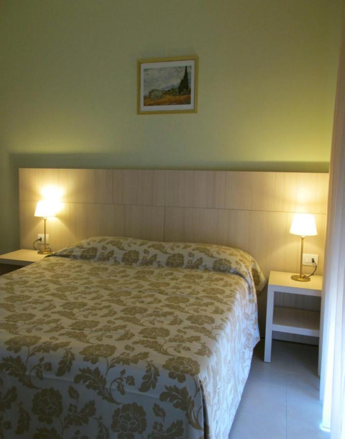 Santa Barbara Hotel & Apartments Bellaria – Igea Marina Kültér fotó